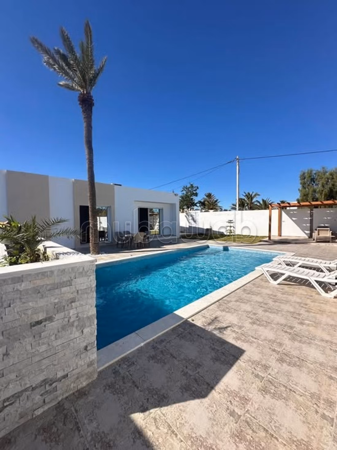 Maison meublée à vendre à Djerba 
Arko