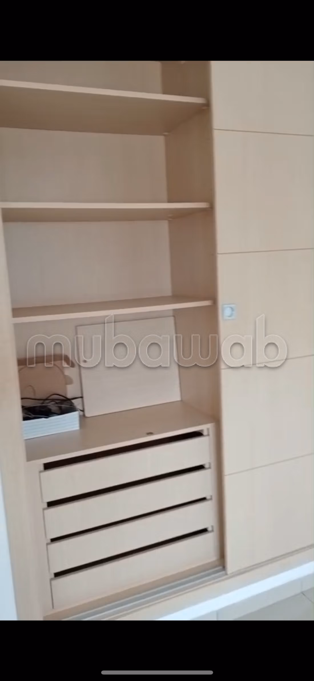 Location d'un appartement à Les Jardins de Carthage. 3 chambres. Porte blindée, sécurité