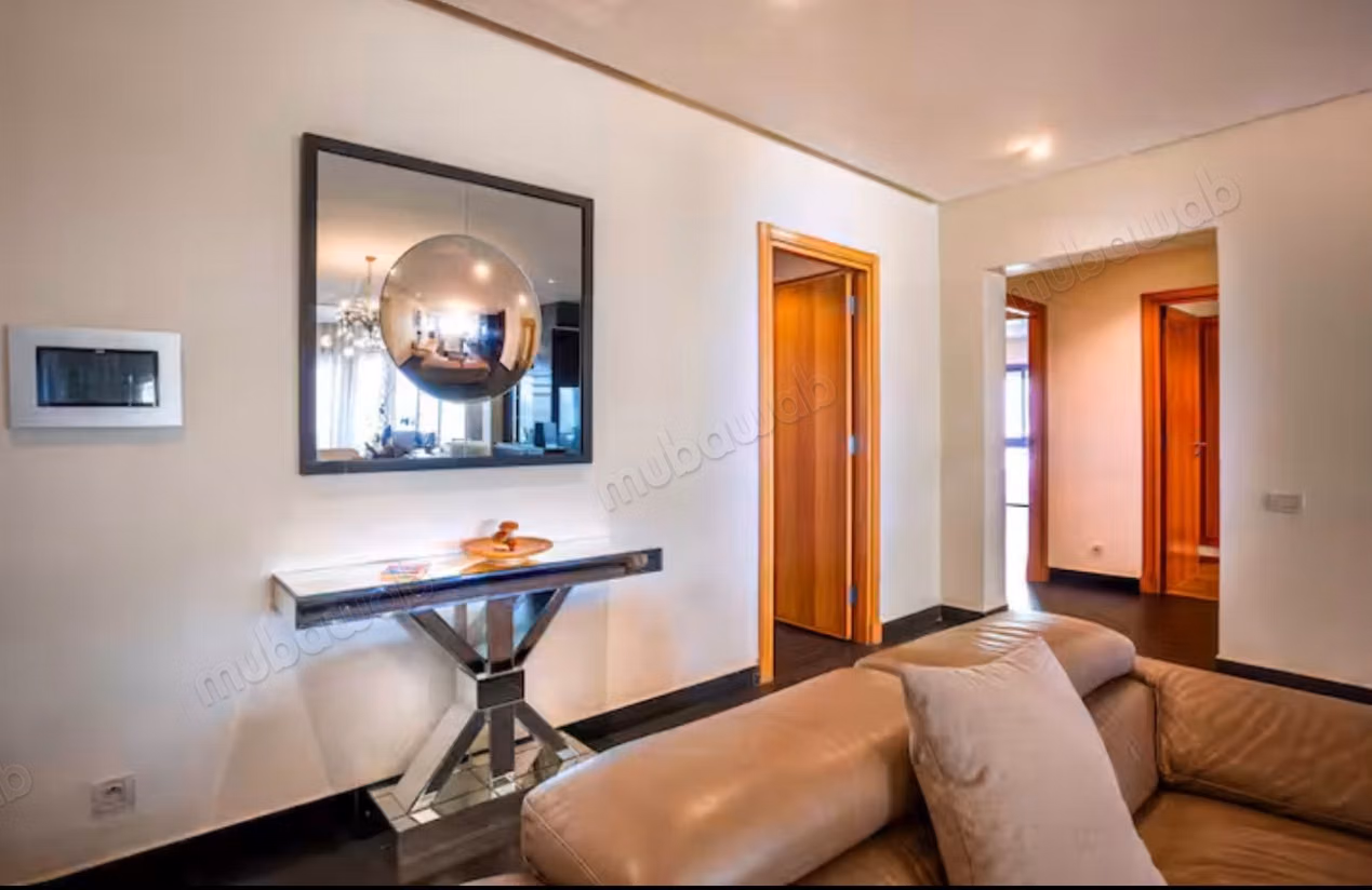 Appartement de Luxe Meublé avec Vue sur Mer à Marina