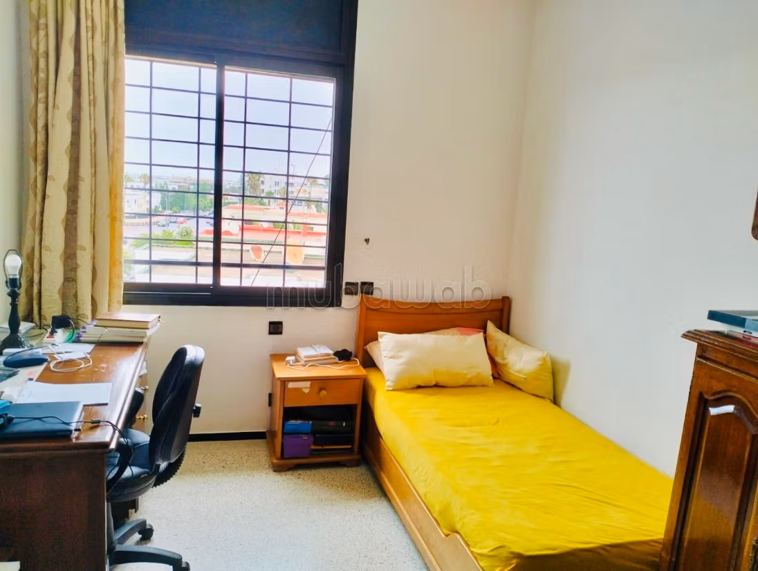 Appartement 4CH Meuble a louer hay Riad