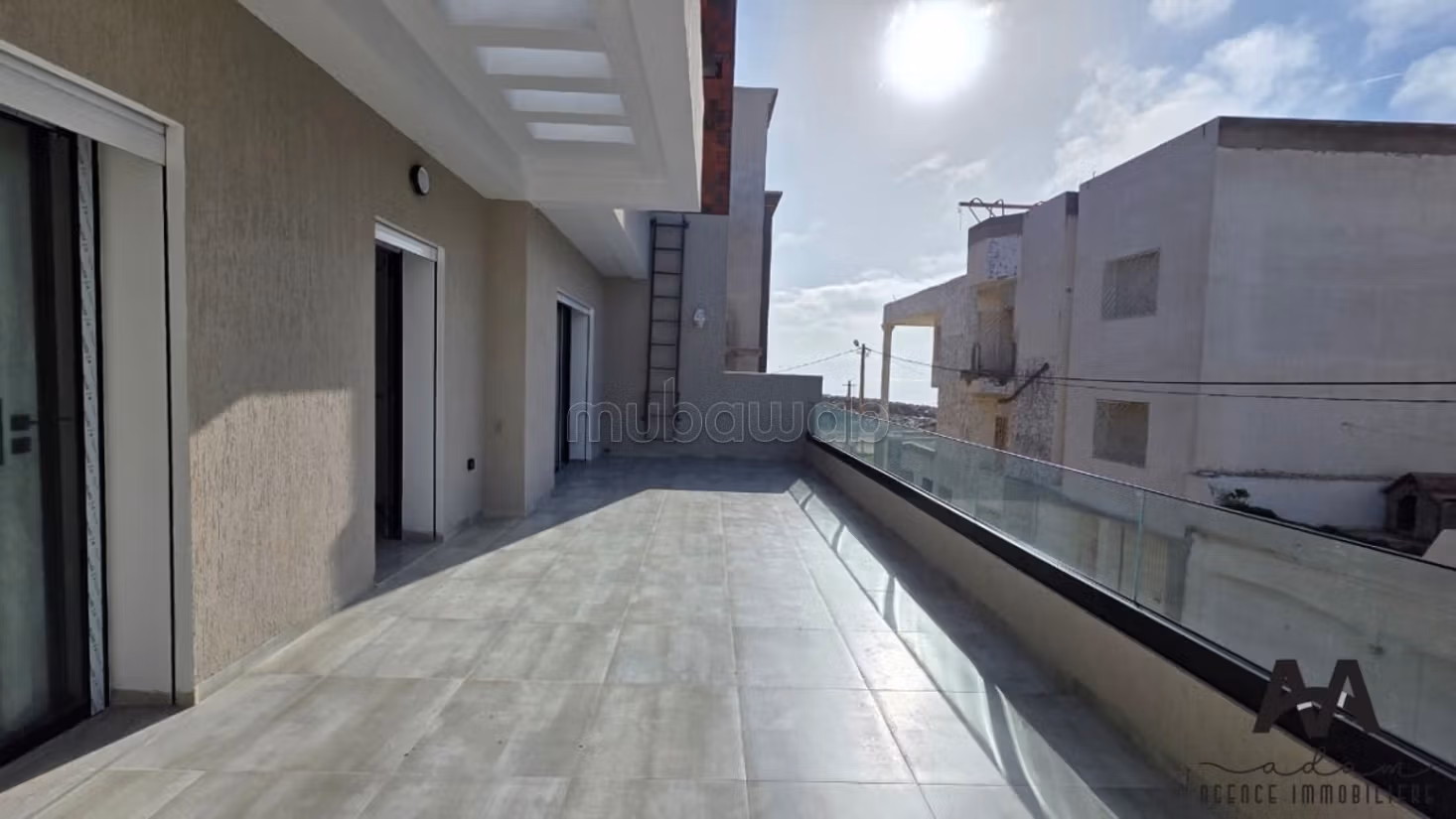 Villa S3 avec piscine à Beni khiar plage