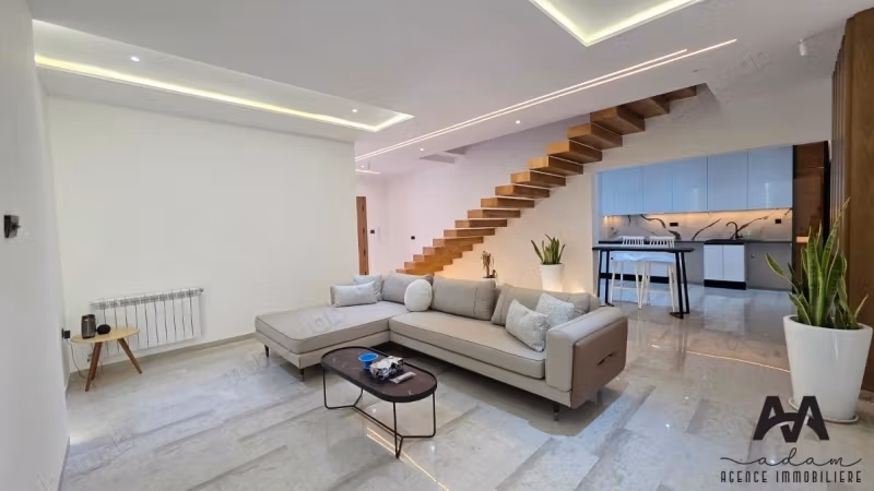 Eccezionale residenza di lusso in vendita a Beni Khiar. 3 belle camere da letto. Piscina e condizionatore. 