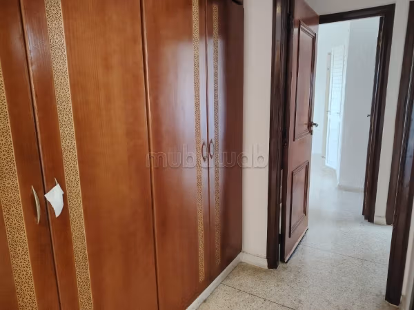 Beautiful apartment for sale in Hassan - Centre Ville. Large area 91 m². No Lift. 