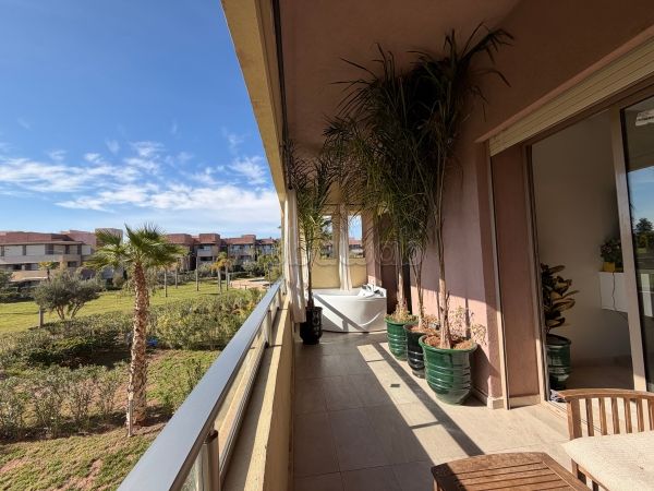 Bel appartement à vendre à prestige’s.
Surface totale 80 m².
Bien meublé