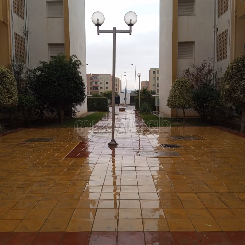 Appartement à vendre à Cité Jaafar.
Surface de 71 m²