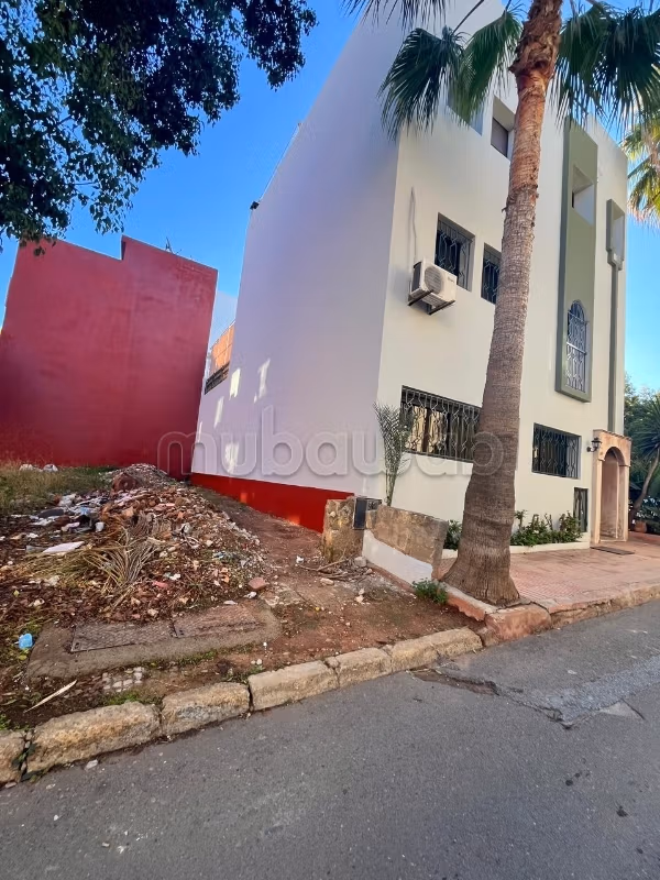 Maison Meublée de 2 Étages avec RDC à FLORIDA