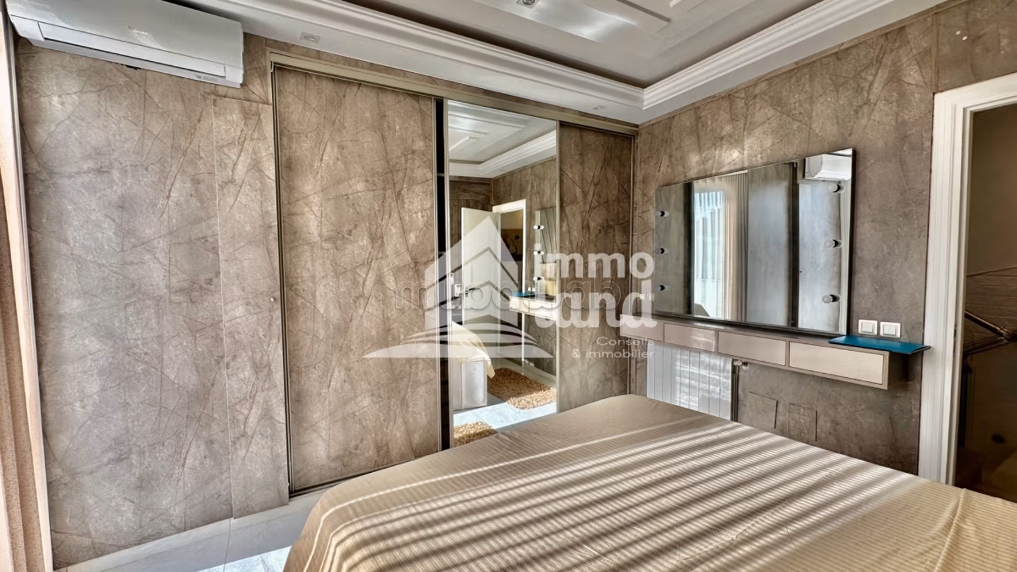 Duplex S3 arredato mai abitato con vista mare a Gammarth superiore