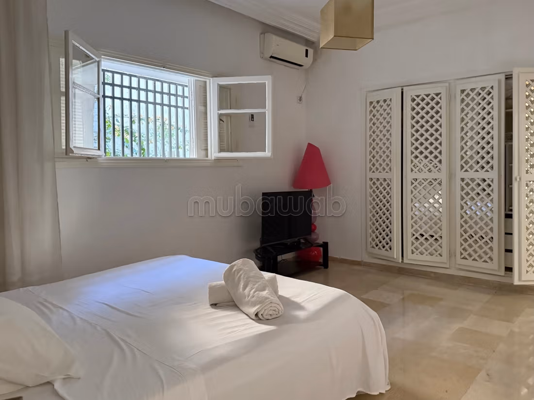 Villa S3 avec piscine et jardin, Gammarth Sup