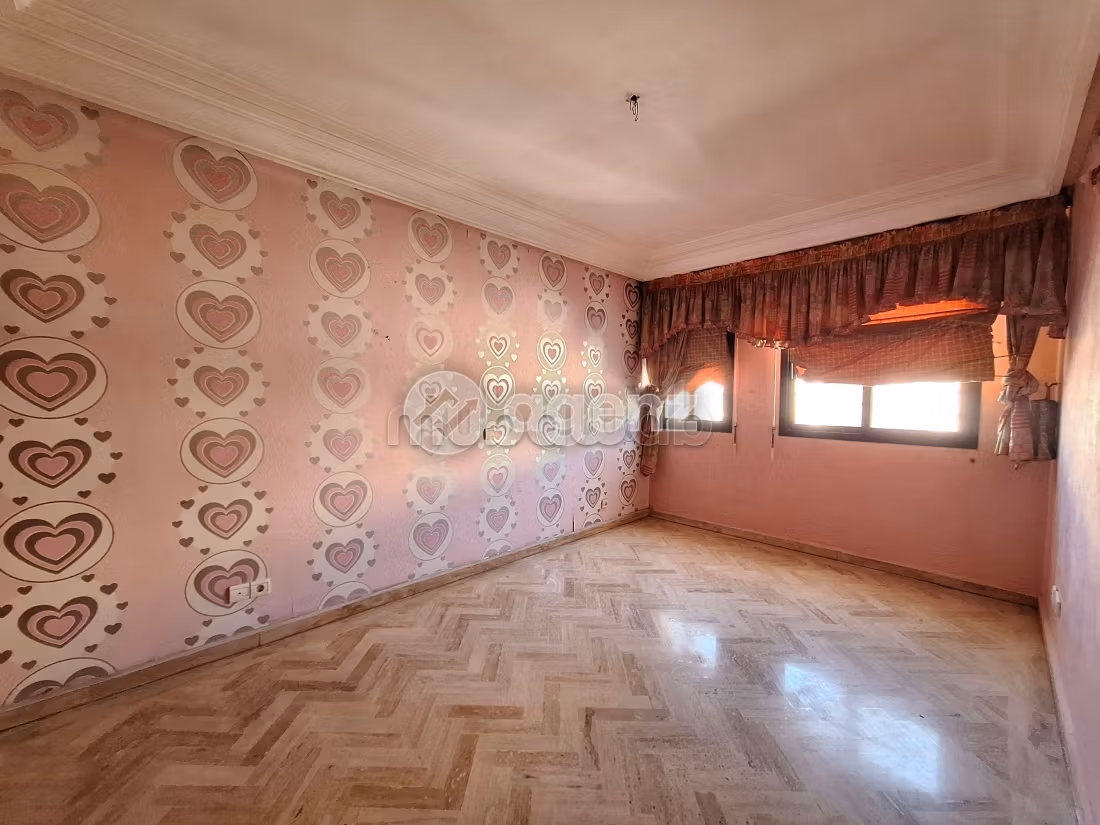 Appartement à vendre 230 m², 4 chambres Les Hôpitaux Casablanca — 2