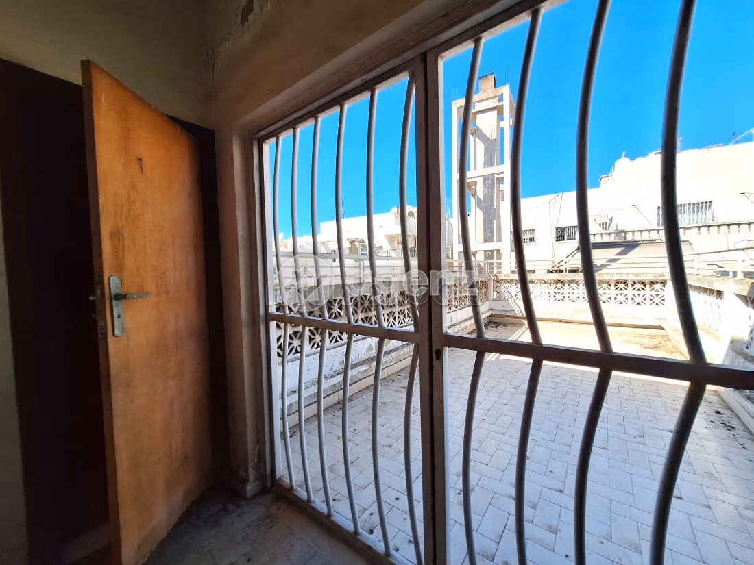 Appartement 230 m² à Les Hôpitaux — 17
