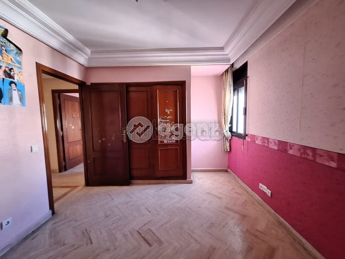 Appartement à vendre 230 m², 4 chambres Les Hôpitaux Casablanca — 5