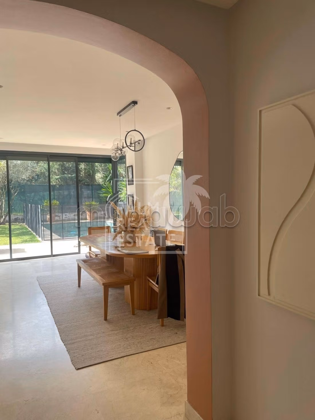 RDJ d'exception 530m2 de terrain Piscine privée