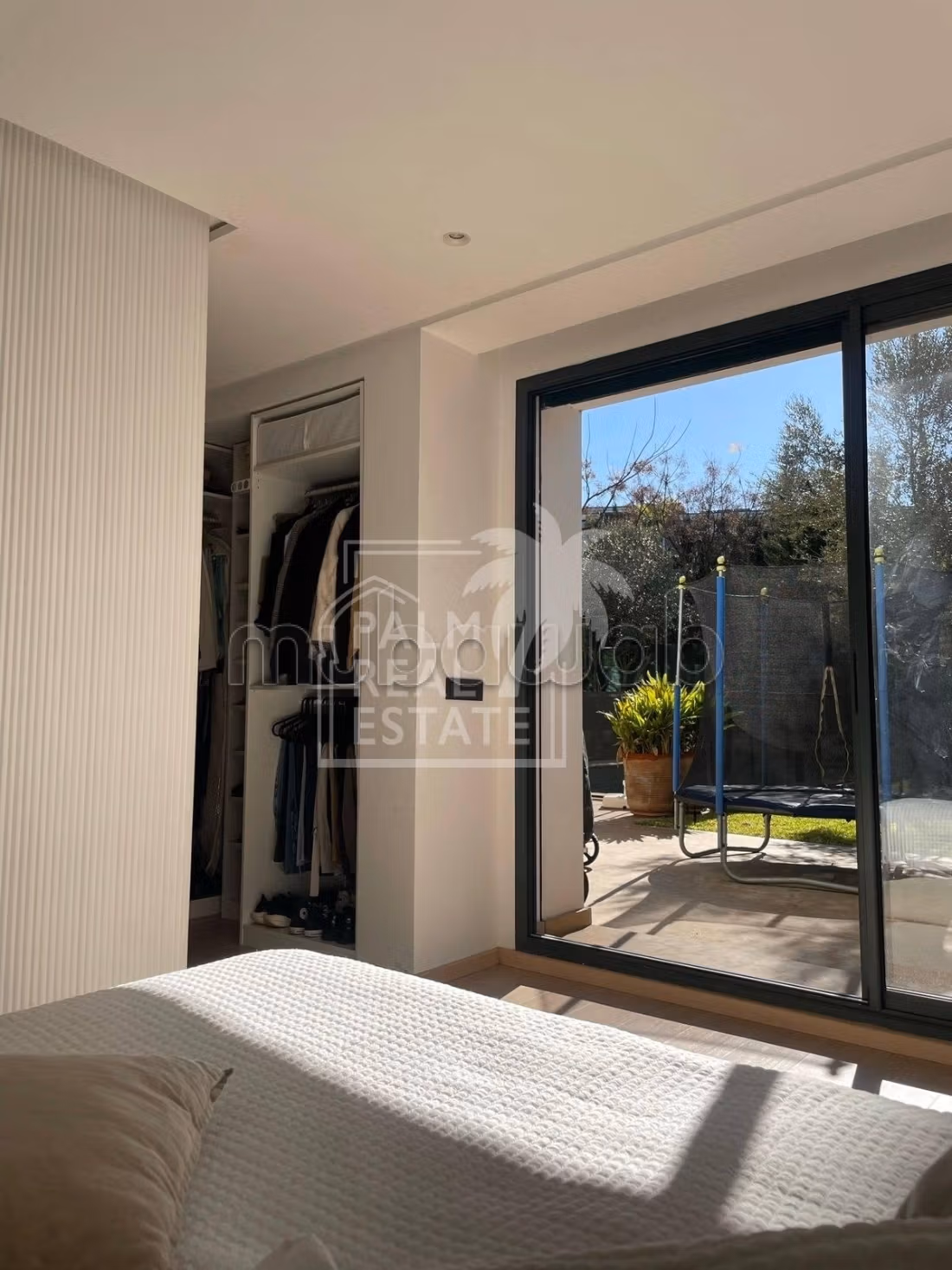 RDJ d'exception 530m2 de terrain Piscine privée