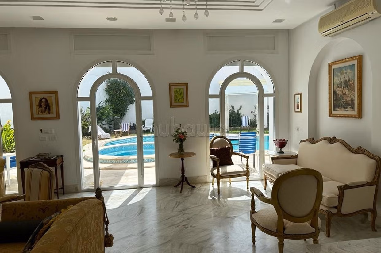 Rent your house in Sidi Bousaid. Large area 500 m². Cellar. 
