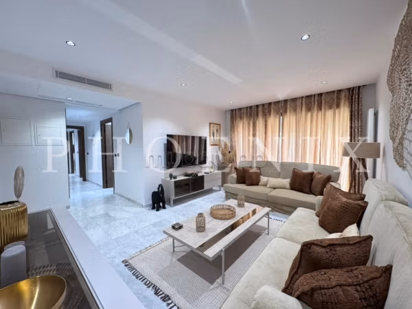 Appartement S2 meublé avec terrasse aux JDC