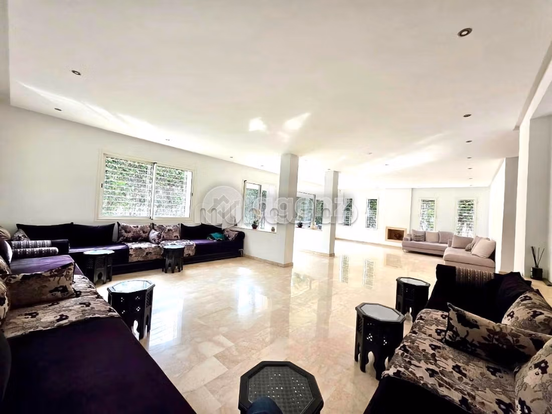Villa en venta 595 m², 4 dormitorios California Casablanca