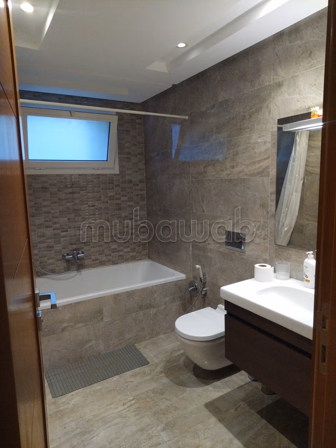A louer un luxe appartement s1 résidence el abir