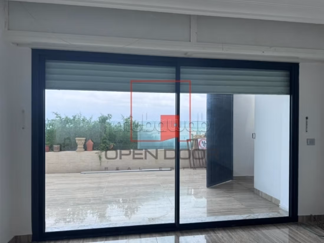 Prestigious S3 apartment by the water