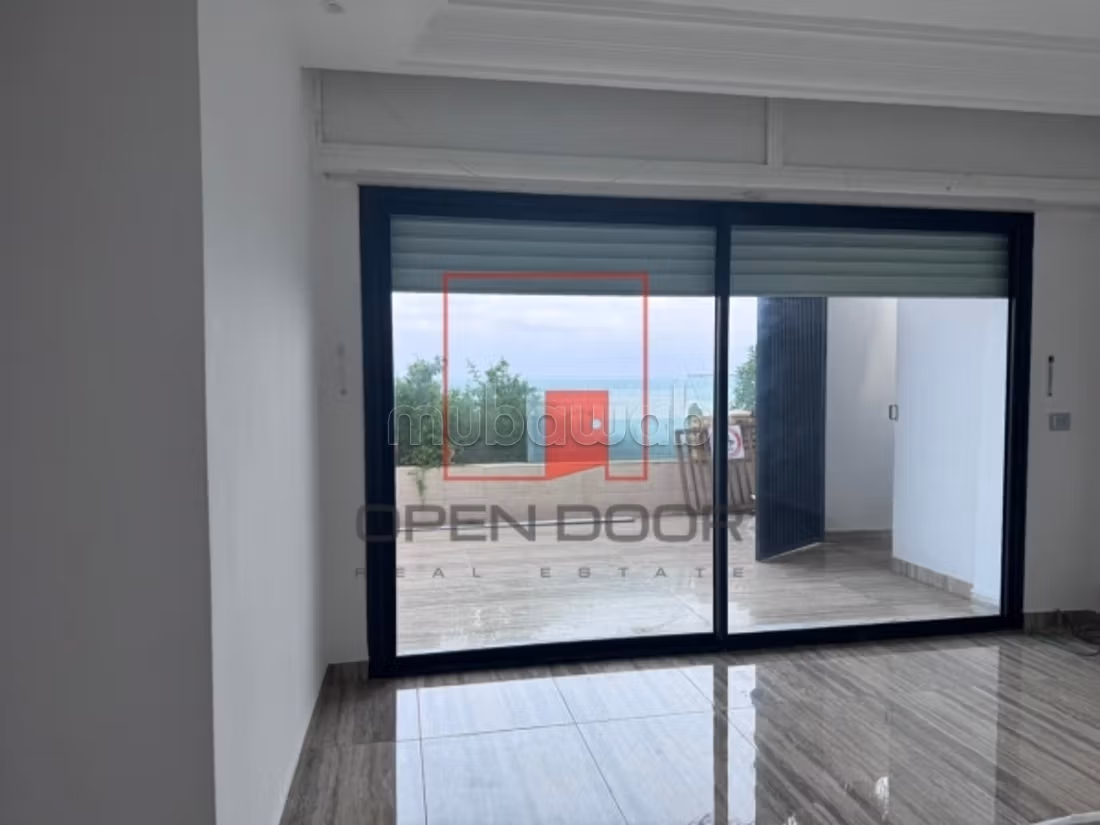 Prestigious S3 apartment by the water