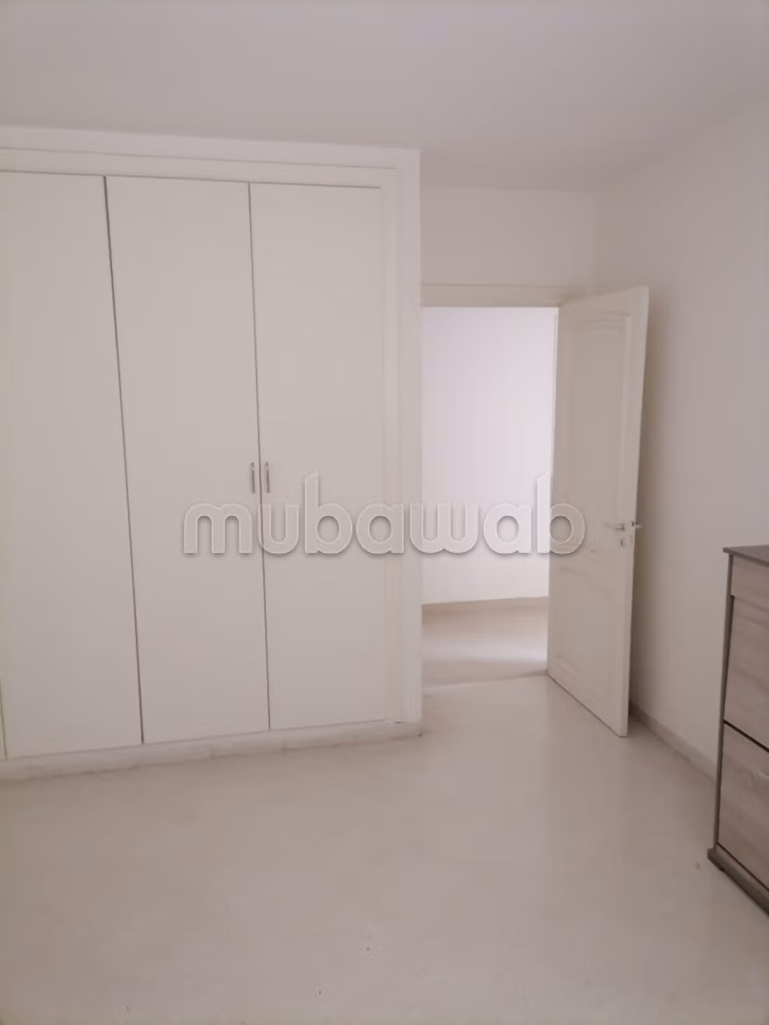 Appartamento in vendita a La Soukra. 1 locale. Servizio di concierge e aria condizionata