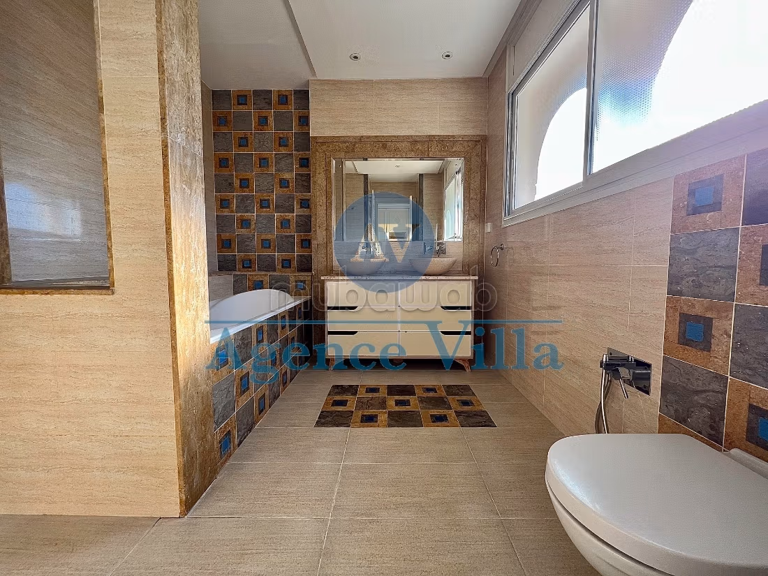 Villa s4 con piscina al lago2