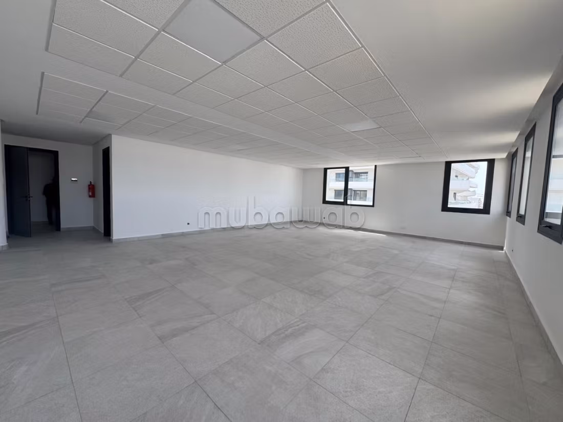 Ufficio Prime Neuf 237 M² In Affitto A CFC