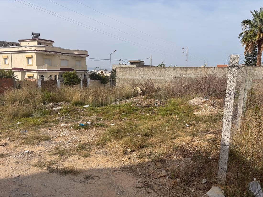 Achat de terrain. Surface de 300 m²