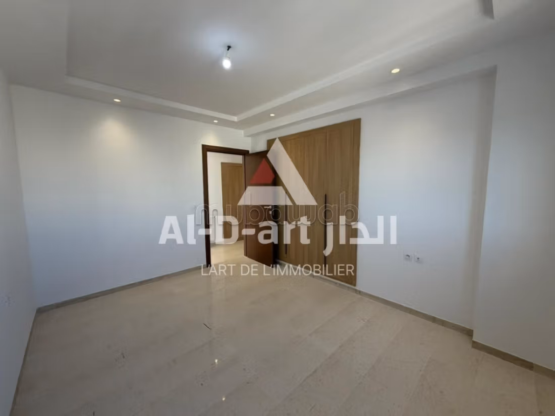 An empty S2 apartment never lived in