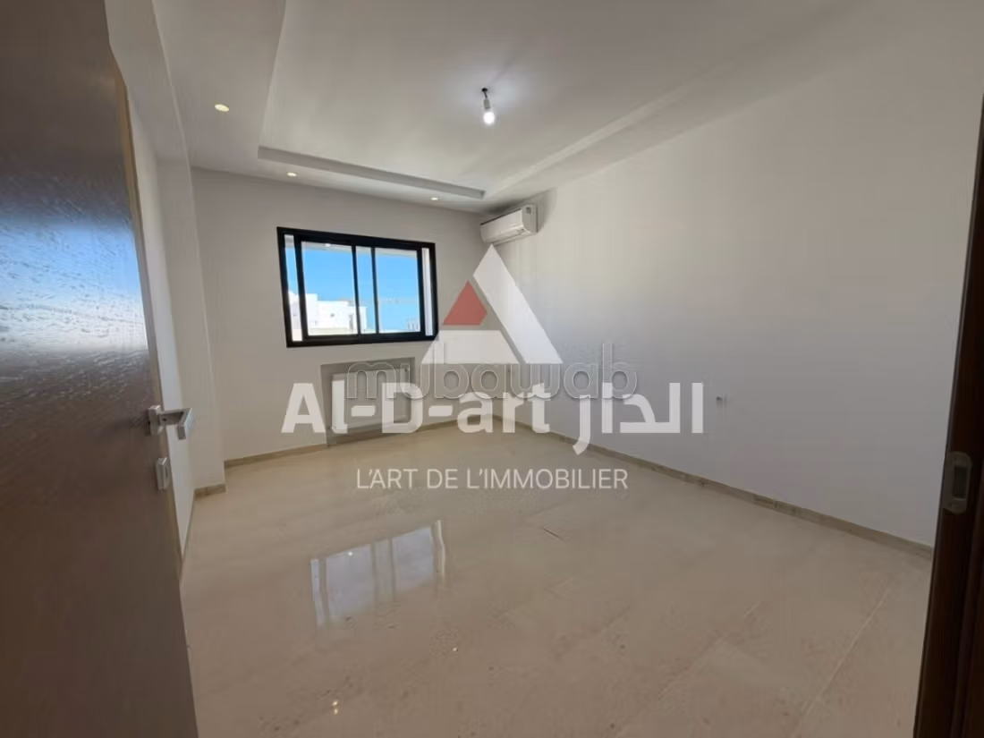 An empty S2 apartment never lived in