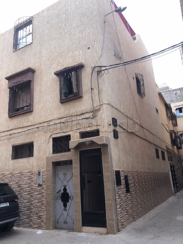 Maison à acheter à Dcheïra El Jihadia. 
4 chambres agréables