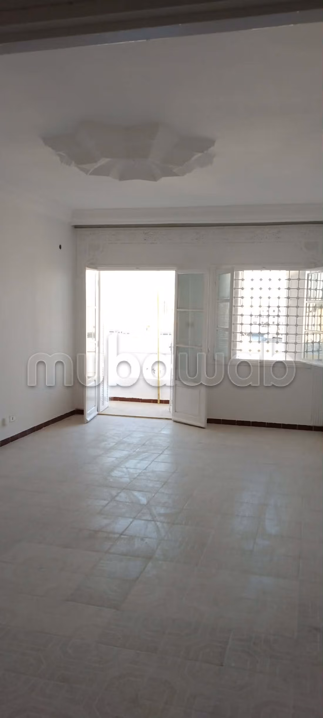 Appart S3 Mourouj1 Central heating parking included