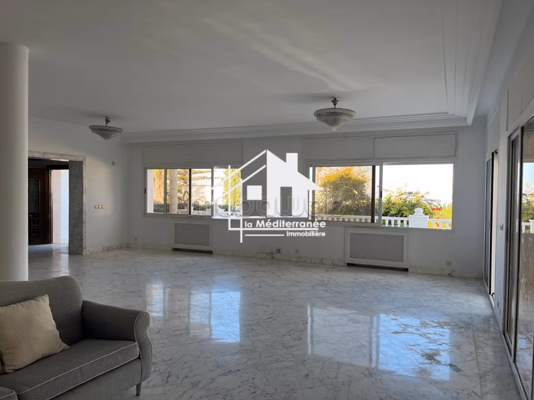 A louer une villa s6 à la Marsa cube