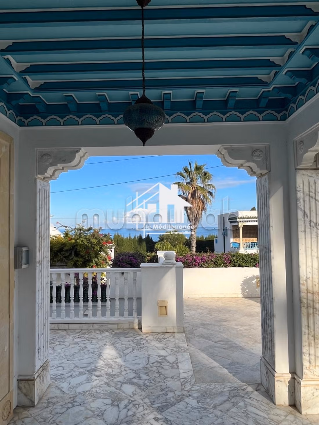 A louer une villa s6 à la Marsa cube