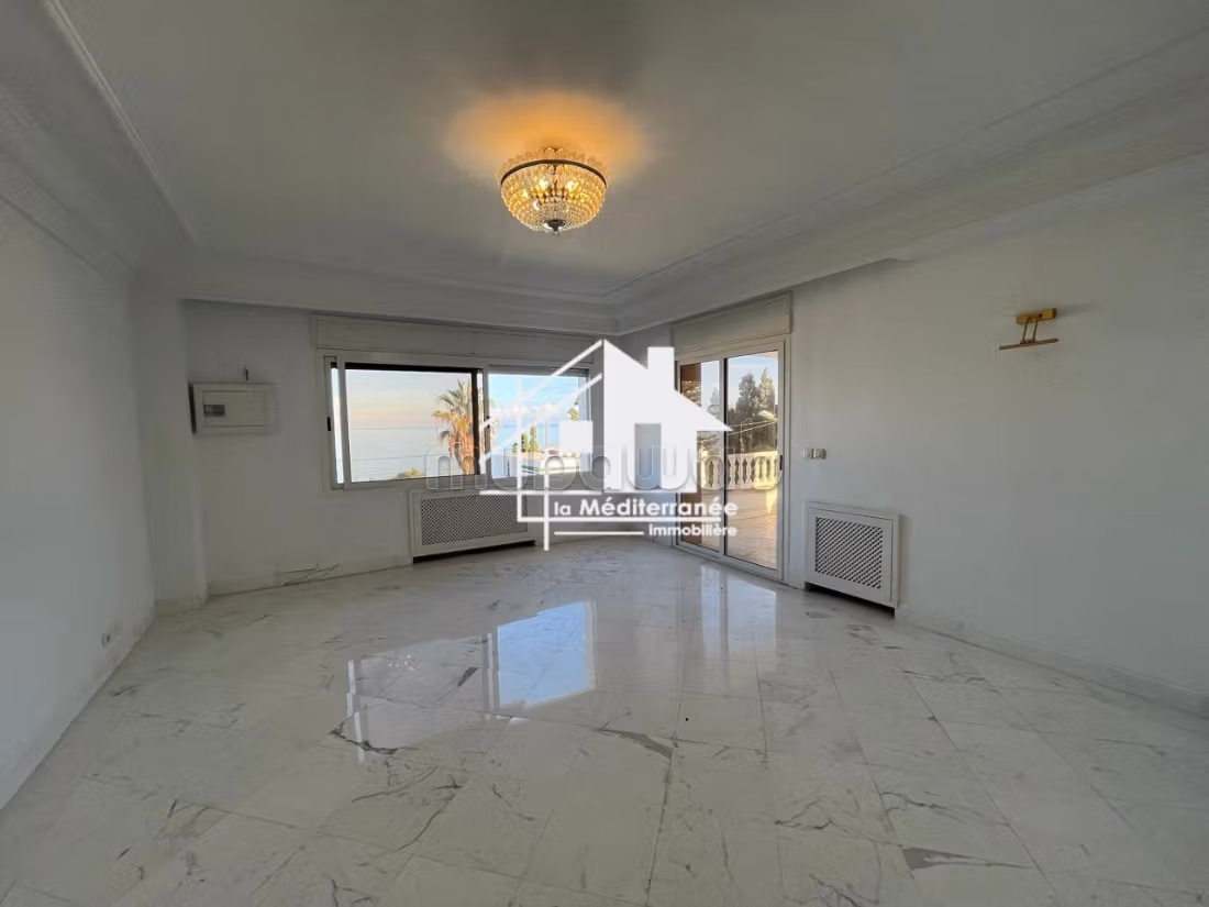A louer une villa s6 à la Marsa cube