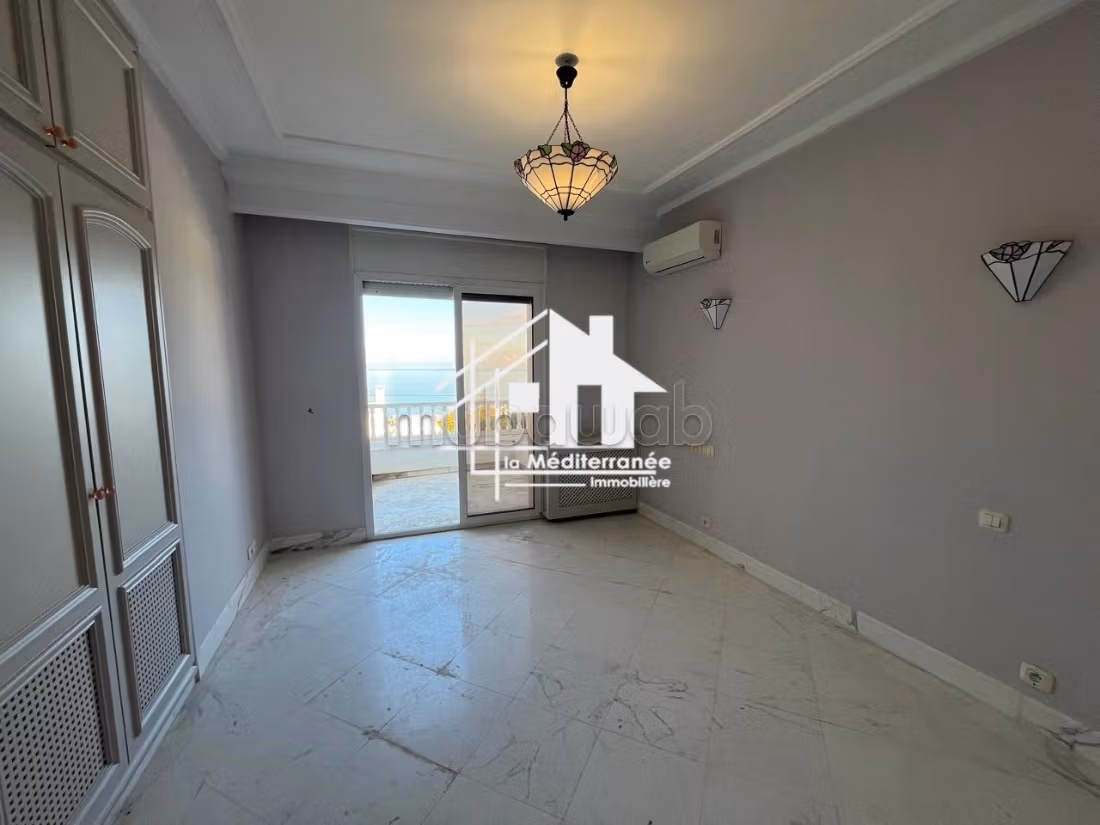A louer une villa s6 à la Marsa cube