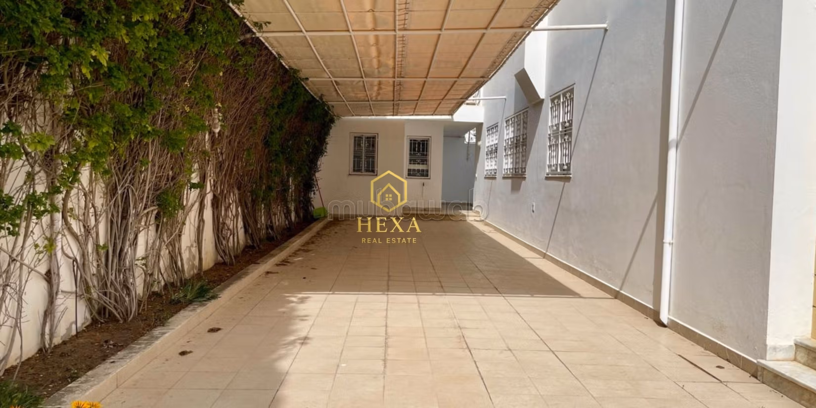 Villa S4 con piscina a Gammarth