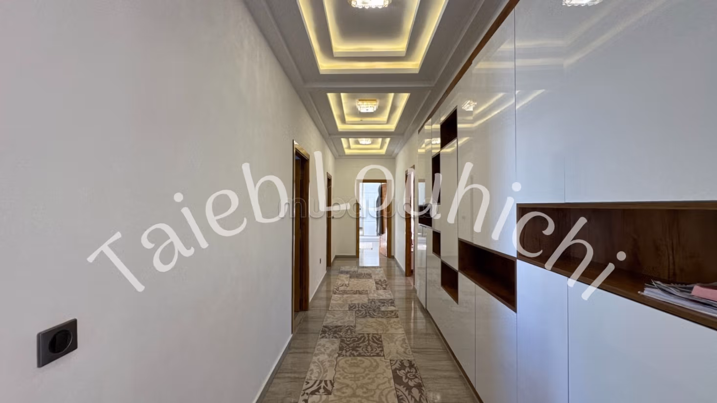 Villa di altissimo livello su 1 ettaro a Morneg
