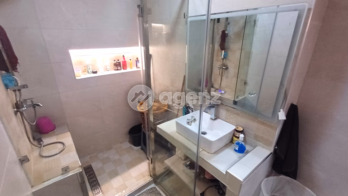 Appartamento in vendita 70 m², 2 camere Ain Borja Casablanca