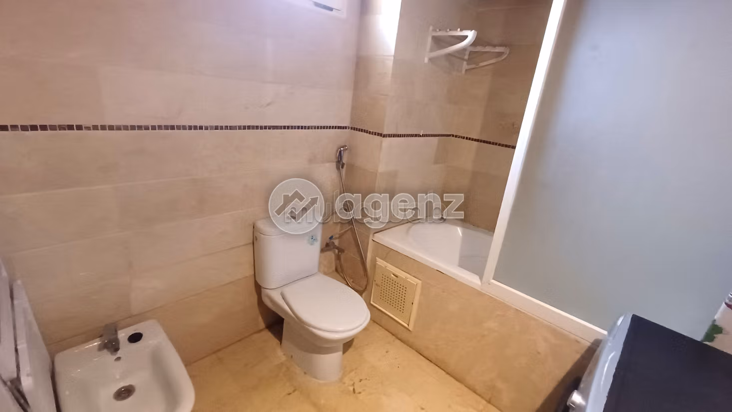 Appartement 103 m² à Bourgogne Ouest — 8