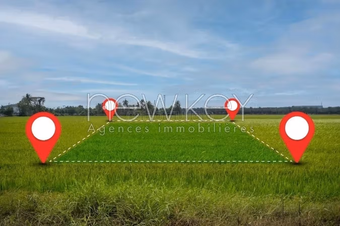 Terrain de 1976m² à La Soukra