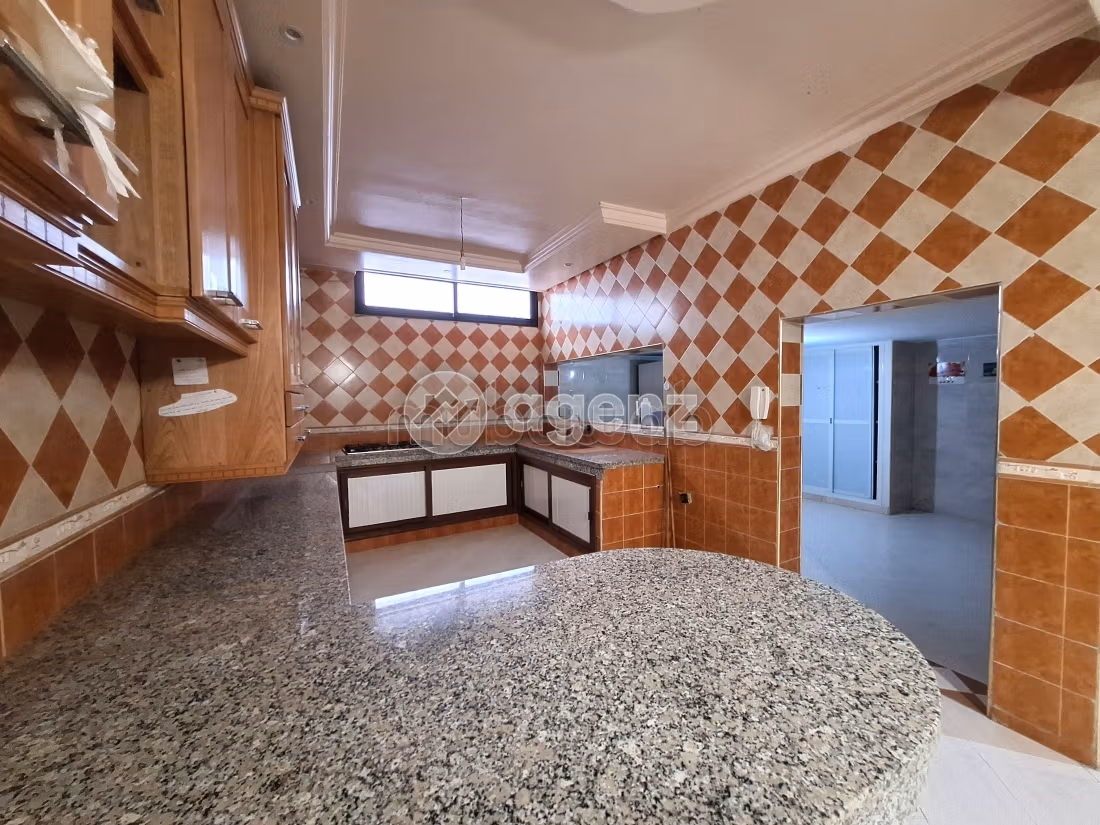 Maison à vendre 90 m², 5 chambres Bouskoura Bouskoura
