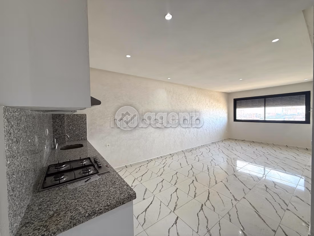 Studio à louer 48 m² Roches Noires Casablanca — 5