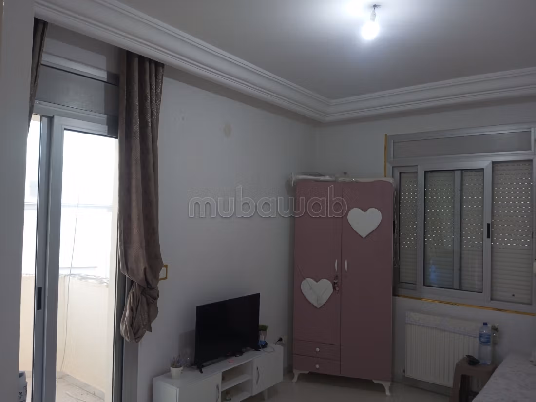 Appartamento in vendita a Riadh al Andalous. 1 Stanza