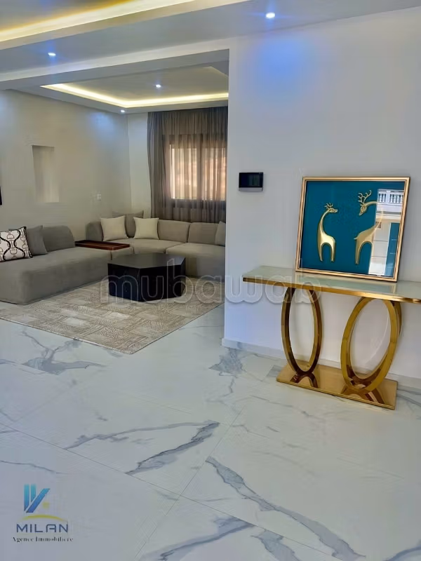 Villa di Prestigio Arredata in Vendita a Malabata