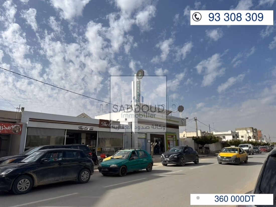In vendita 2 case studio Strada El Ain km 4