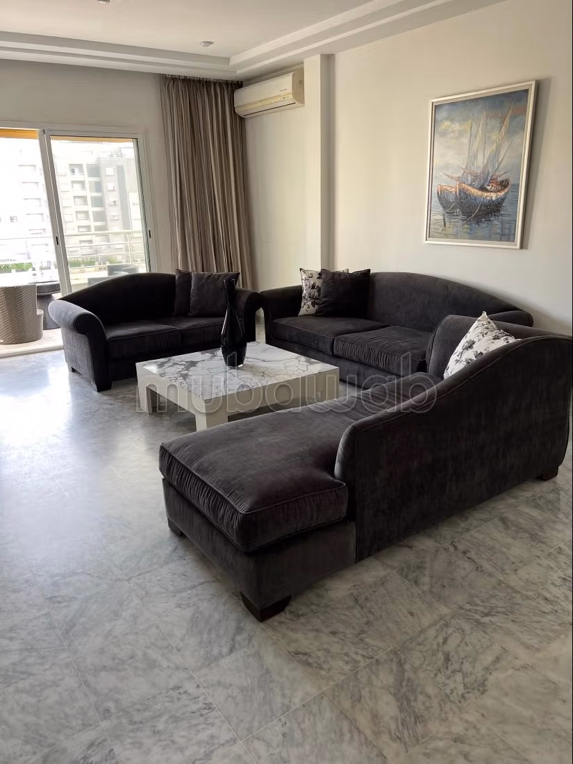In affitto bel appartamento S2 arredato di 140 m²