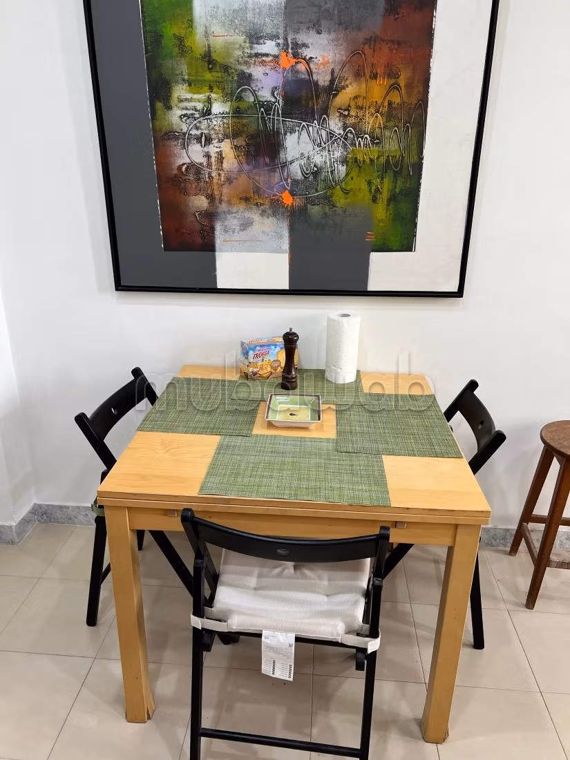 In affitto bel appartamento S2 arredato di 140 m²