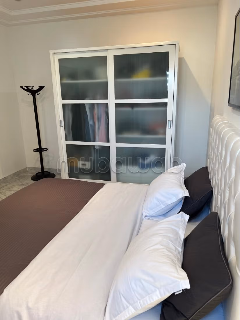 In affitto bel appartamento S2 arredato di 140 m²