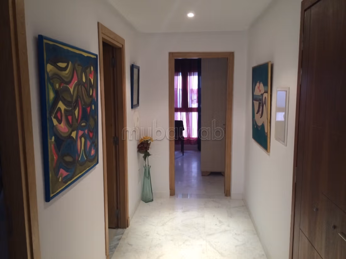 Appartement à l'achat à Skanes. 1 chambre. Porte sécurisée et chauffage central