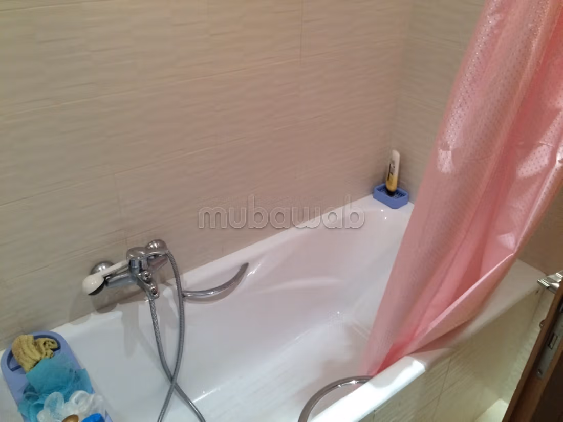 Appartement à l'achat à Skanes. 1 chambre. Porte sécurisée et chauffage central